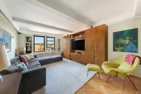 Morningside Heights Prewar Beauty