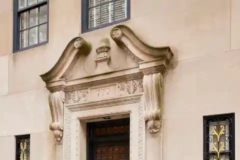 Gracious Space in a Premier Park Avenue Building