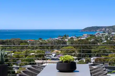 Panoramic Ocean Views with Timeless Coastal Elegance