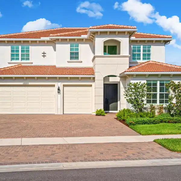 PRIME PALM BEACH GARDENS LUXURY LIVING