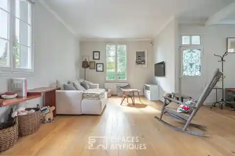 Understated Elegance in an Ideal Location