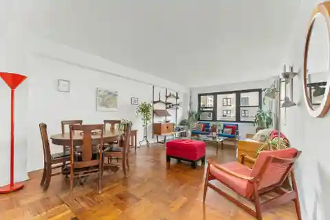 Bright Corner Home with Attractive City Views