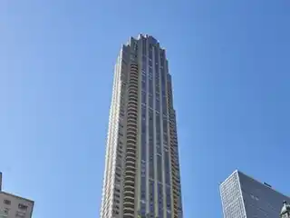 Half-Floor Lakeview Condo with Three Balconies