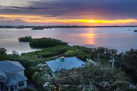 Exceptional Waterfront Home in Fishermen's Bay
