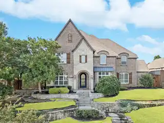 Beautifully Designed Executive Home in Castle Hills