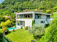 FOUR BEDROOM HOME WITH AMAZING PANORAMIC TERRACE