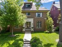 GORGEOUS 11 YEAR NEW HOME