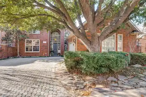 Warm Two-story Traditional Home
