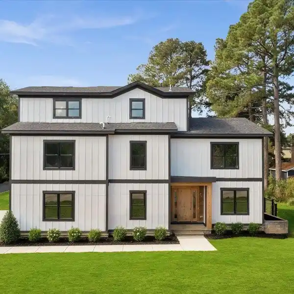 STYLISH NEW BUILD WITH SUNSET VIEW DECKS