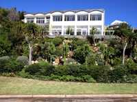 IMMACULATE PROPERTY WITH BREATHTAKING VIEWS