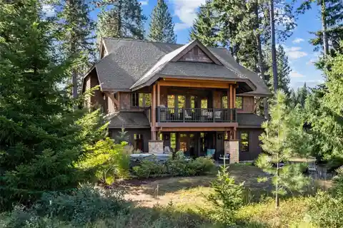 Charming Cle Elum Home with Spectacular Views
