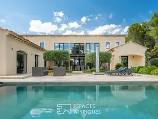 Contemporary Villa in the Heart of the Alpilles