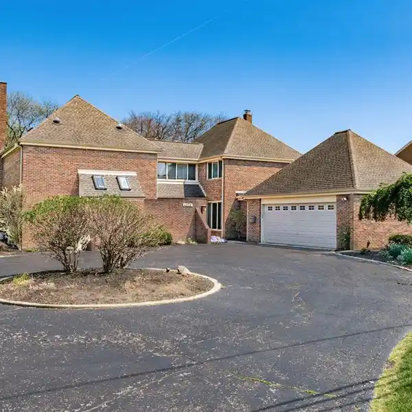 CUSTOM BRICK HOME ON A GREAT GOLF COURSE LOT