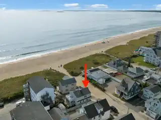 Charming Beach Cottage