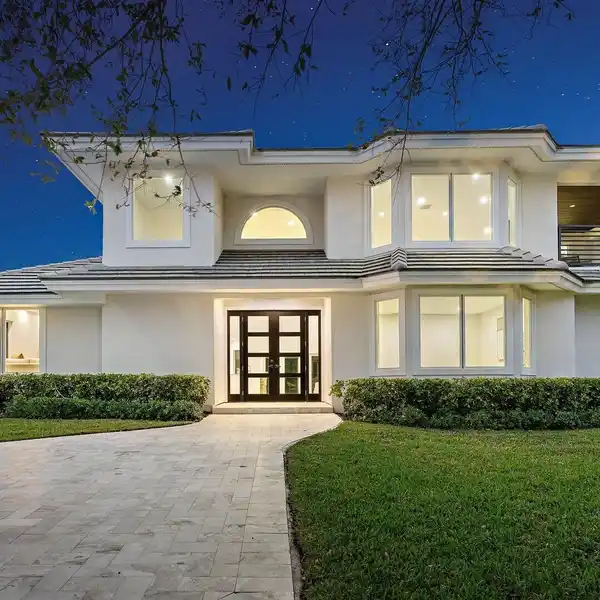 FULLY RENOVATED HOME IN ROLLING HILLS
