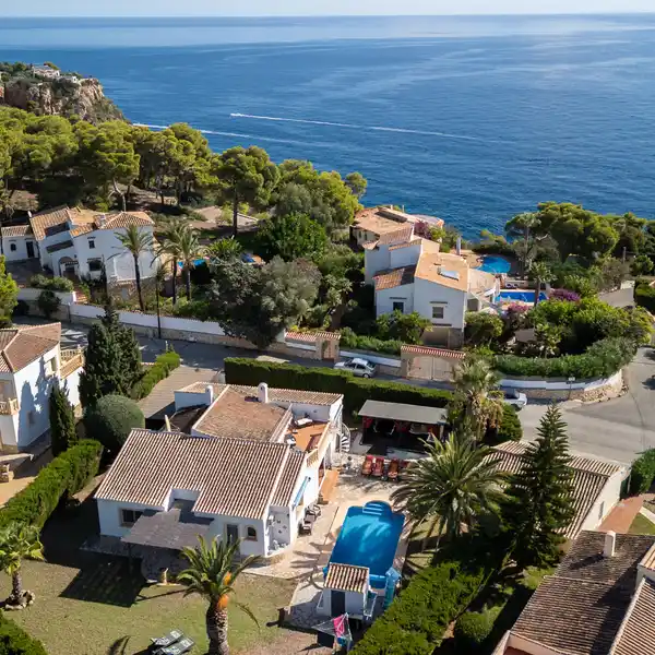 CHARMING VILLA IN THE PRESTIGIOUS BALCóN AL MAR AREA