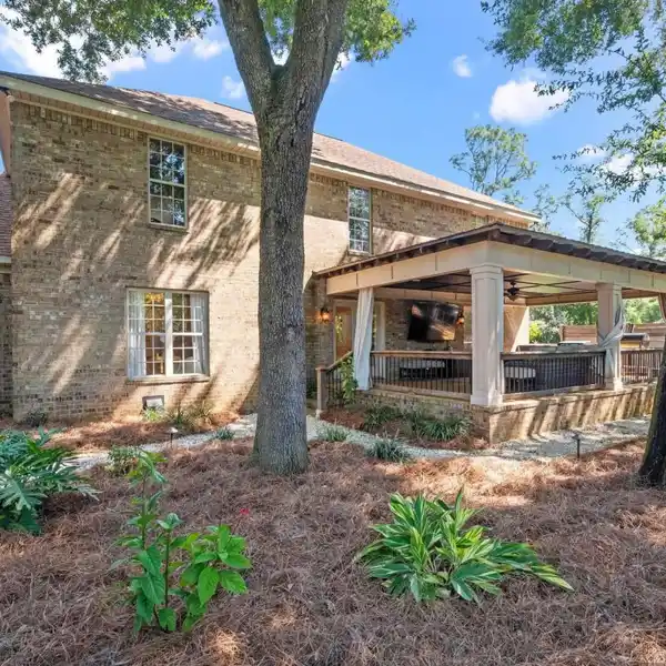 ELEGANT FAIRHOPE FRUIT AND NUT DISTRICT