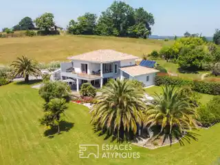 Magnificent Architect-designed Villa on the Heights of Poyartin