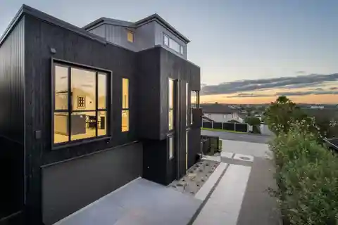 Step into a Life of Coastal Luxury