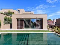 LUXURY VILLA ALONG THE PORTUGUESE RIVIERA