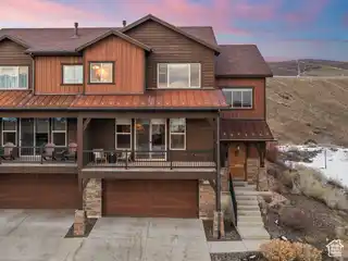 Dream Getaway in Hideout