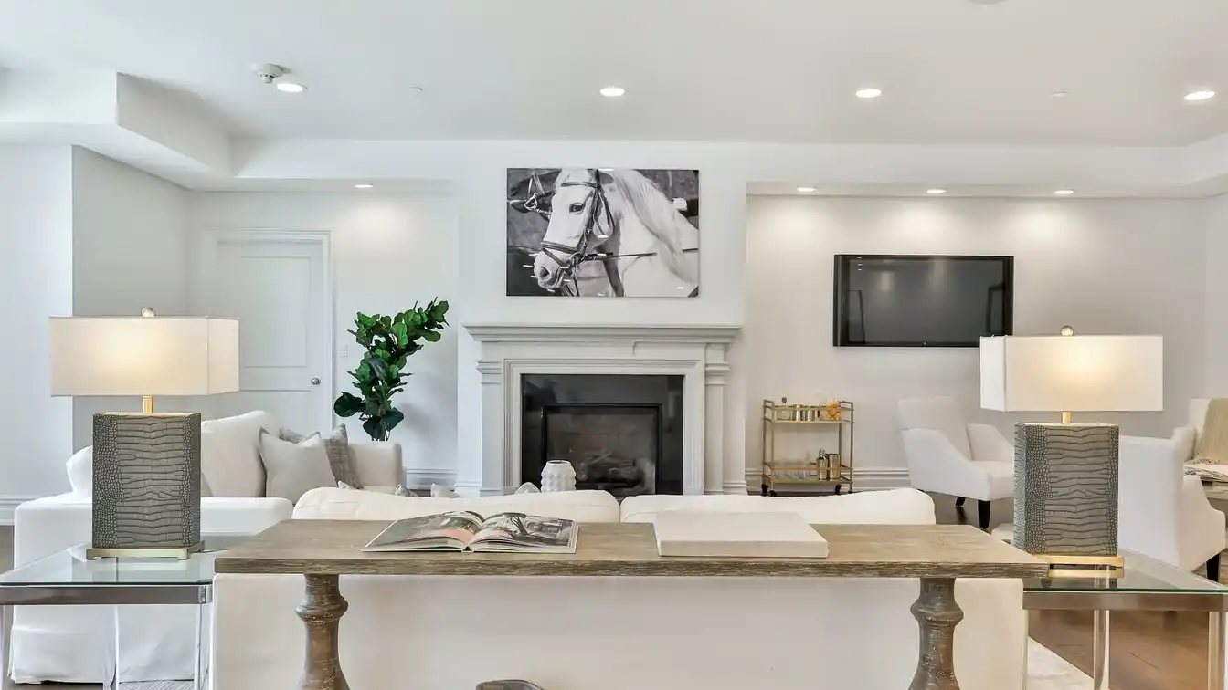 Gorgeous Three Bedroom Luxury Condo in Heathcote