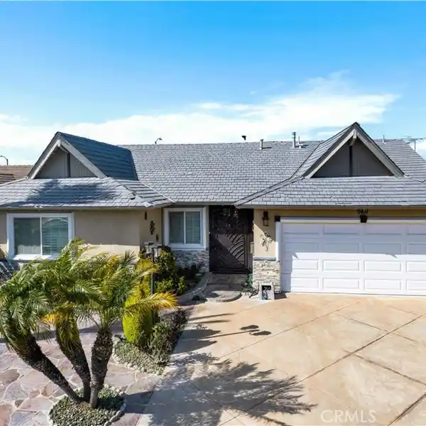 SINGLE-STORY SHOWCASE HOME