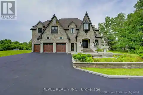 Luxury Estate Enveloped by Nature