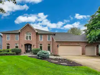 Spacious Floorplan Ideal for Entertaining