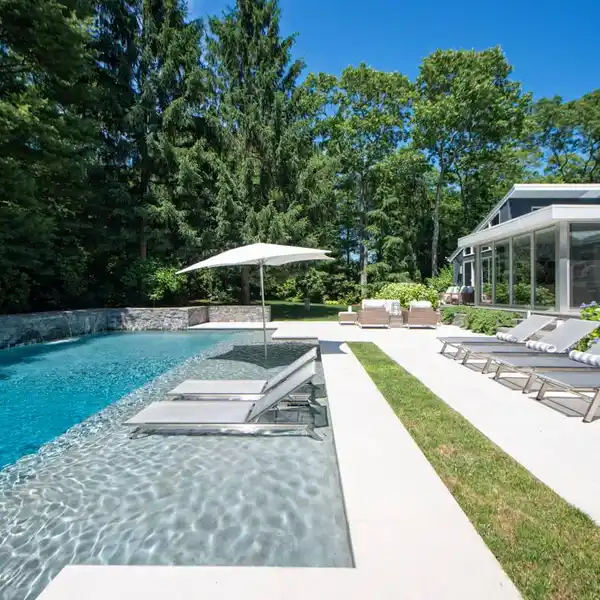 THOUGHTFULLY RENOVATED CONTEMPORARY HOME