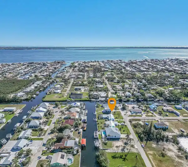 WATERFRONT OASIS ON PINE ISLAND