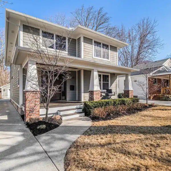 METICULOUSLY DESIGNED FIVE-BEDROOM HOME