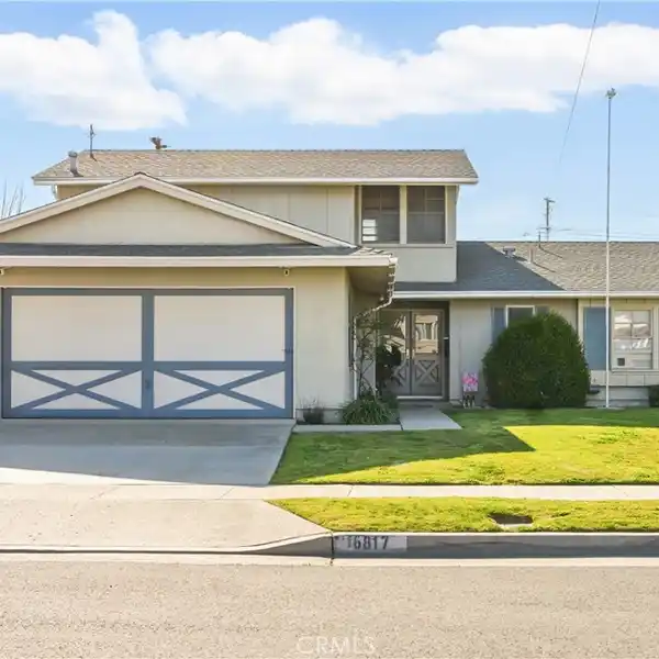 MOVE-IN READY POOL HOME
