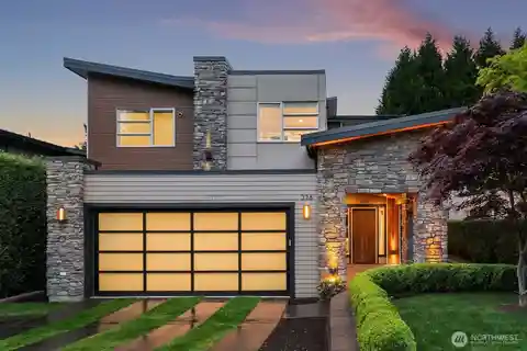 Sophisticated Downtown Living