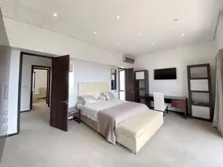 Spacious Family Retreat with Private Elevator