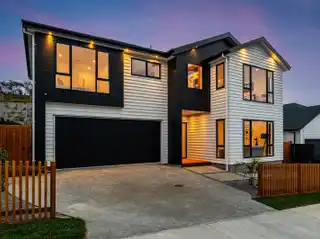 Sunny Designer Home with Deck