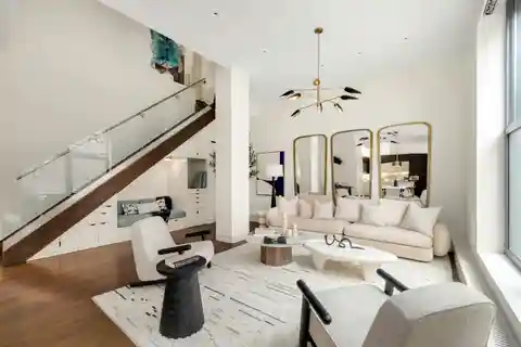 Expansive Townhouse in the Heart of North Tribeca