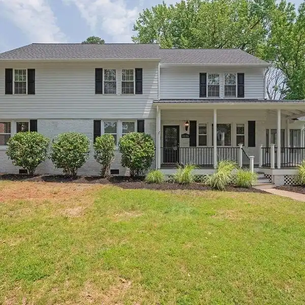 AMAZING HOME FULL OF UPDATES