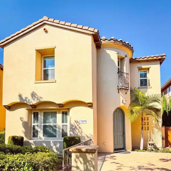 UNMATCHED CONVENIENCE AND LIFESTYLE
