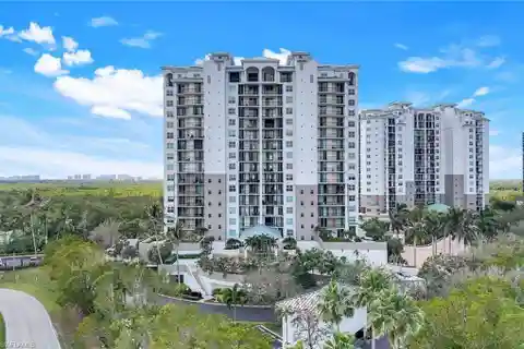 Exquisite Residence in Wiggins Bay
