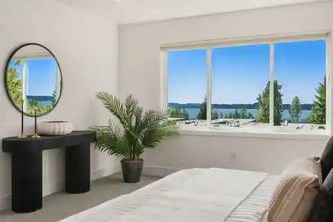 Modern Luxury Living in the Heart of Moss Bay