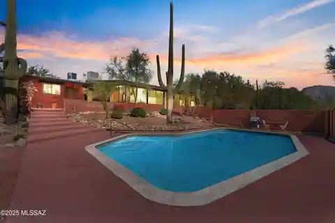 Adobe Retreat in a Desirable Neighborhood