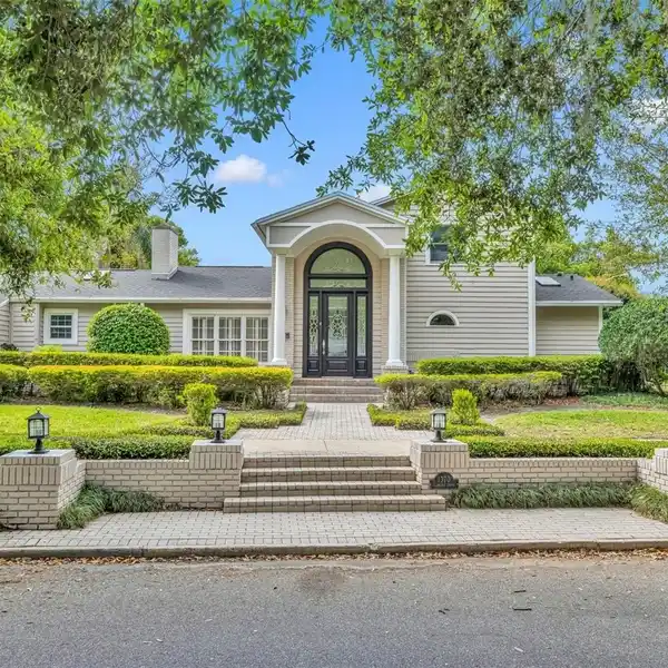 BEAUTIFULLY UPDATED POOL HOME