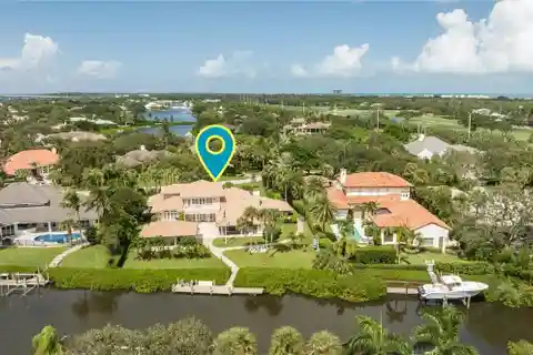 An Unparalleled Waterfront Lifestyle