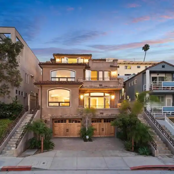 EXCEPTIONALLY RARE OPPORTUNITY IN THE HEART OF LA JOLLA VILLAGE
