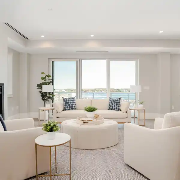 HOBSON'S LANDING LUXURY PENTHOUSE