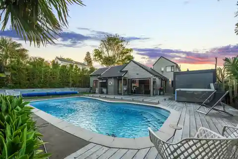 Refined Family Oasis