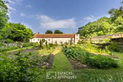 Exceptional Property in Unique Nature Setting