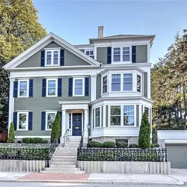 STUNNING 1850 GREEK REVIVAL HOME