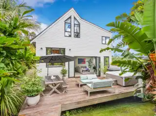 Sunny, Warm and Welcoming Renovated Home